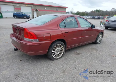 2008 Volvo S60 2.5T z USA, uszkodzony, nr VIN YV1RH592282673335